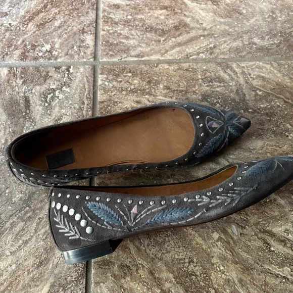 Frye embellished flats size 8 - Picture 3 of 4